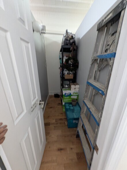 More Photos Of 56 W 39th St, New York Office For Lease