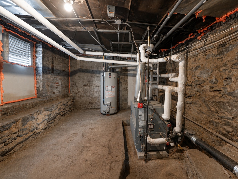 More Photos Of 688 New Lots Ave, Brooklyn Apartments For Sale