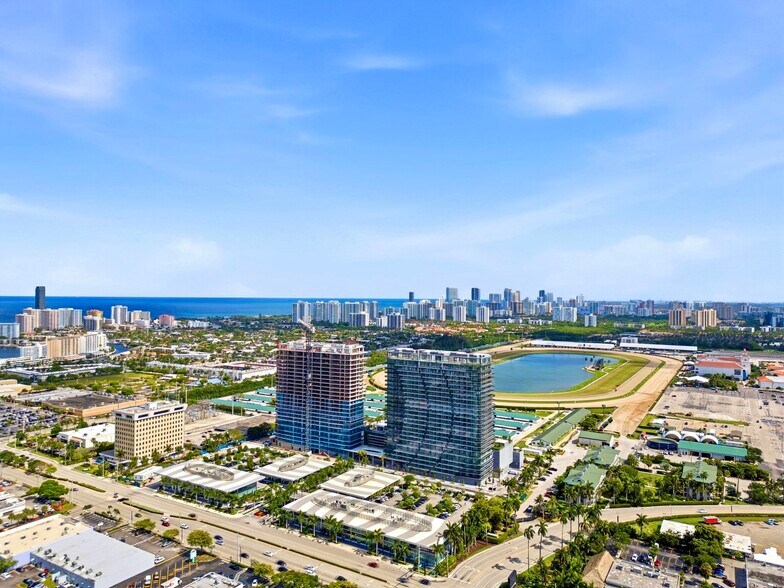 More Photos Of 4 OASIS Hallandale, 1006 E Hallandale Beach, Hallandale Beach Restaurant For Sale