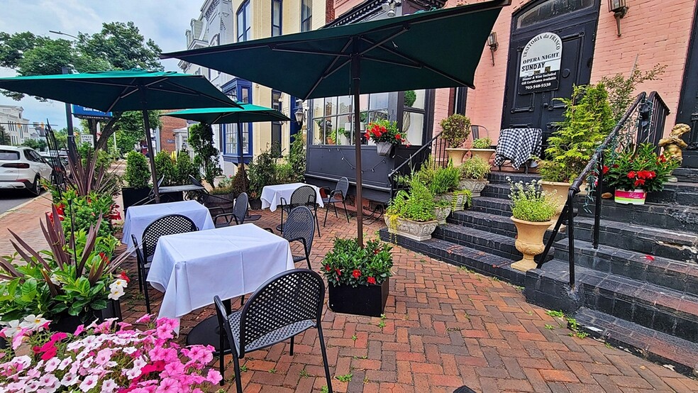 More Photos Of 305 S Washington St, Alexandria Restaurant For Lease
