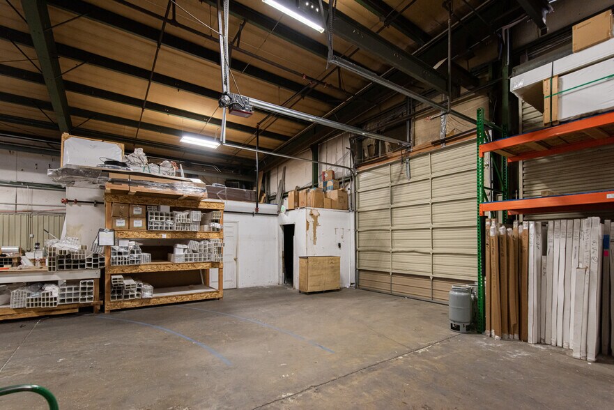 More Photos Of 701 S 100 E, Provo Manufacturing For Lease