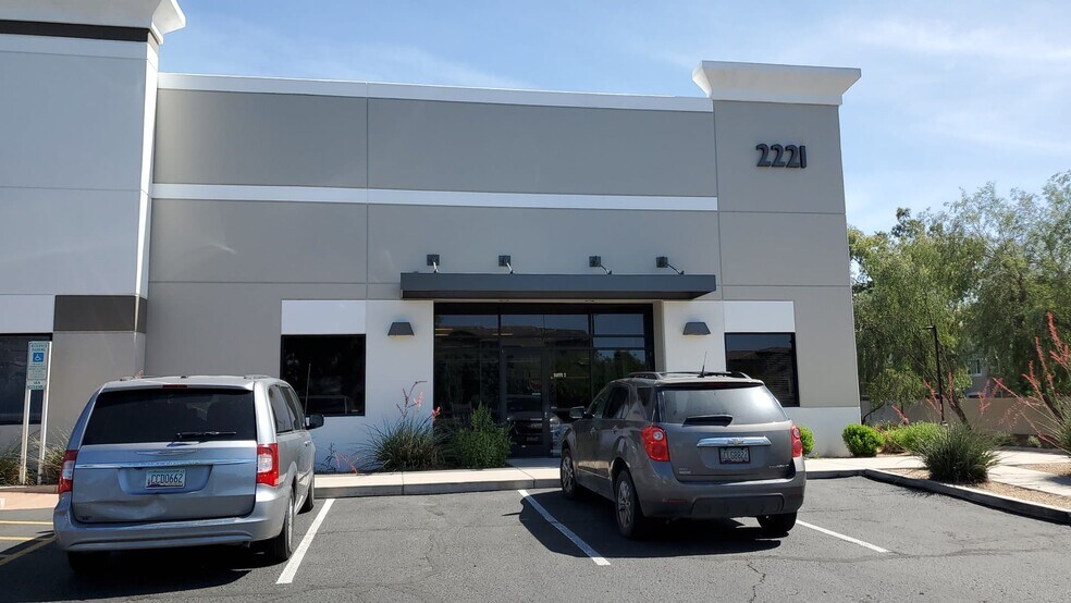 Primary Photo Of 2221 W Pecos Rd, Chandler Warehouse For Lease