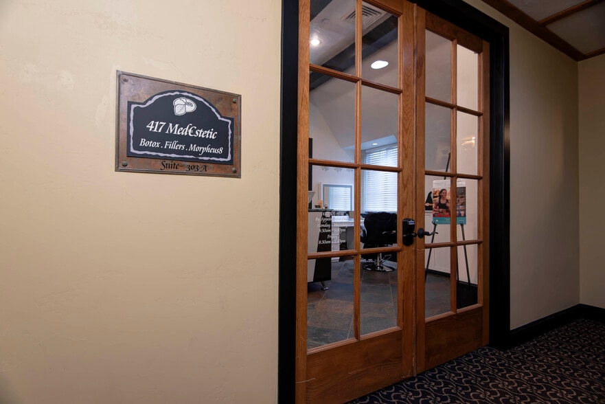 More Photos Of 1531 E Bradford Pky, Springfield Medical For Lease