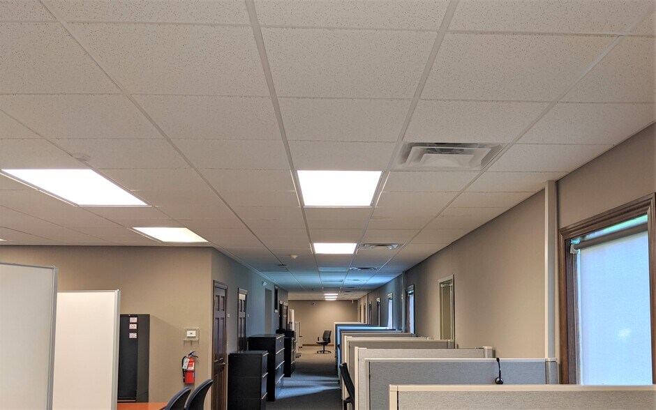 1607 Tullamore Ave, Bloomington, IL 61704 Office For Lease