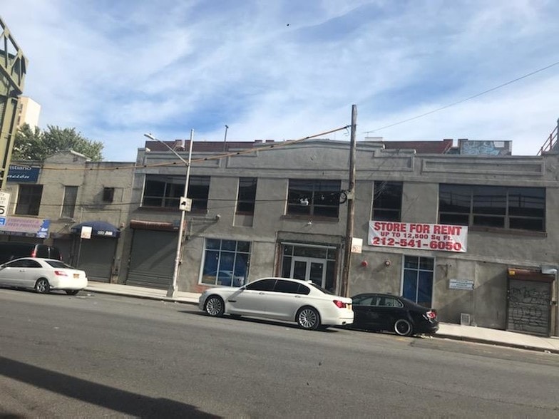 Primary Photo Of 3008-3010 Jerome Ave, Bronx Warehouse For Lease