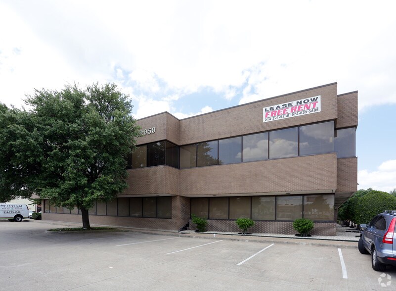 More Photos Of 12959 Jupiter Rd, Dallas Office For Sale