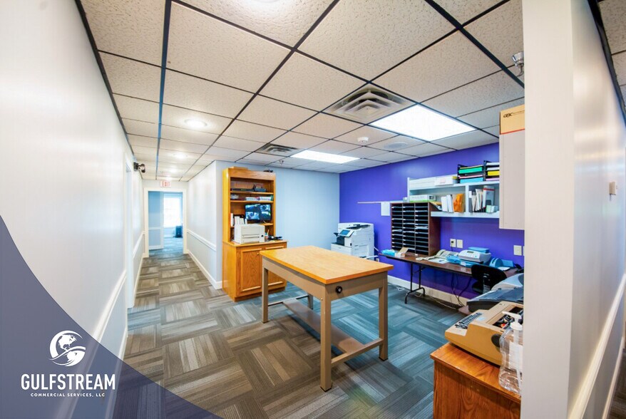 More Photos Of 3001 Taylor Springs Dr, Louisville Office For Sale