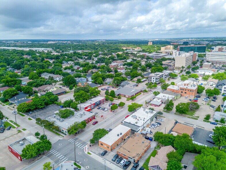 More Photos Of 1300-1302 W Magnolia Ave, Fort Worth General Retail For Lease