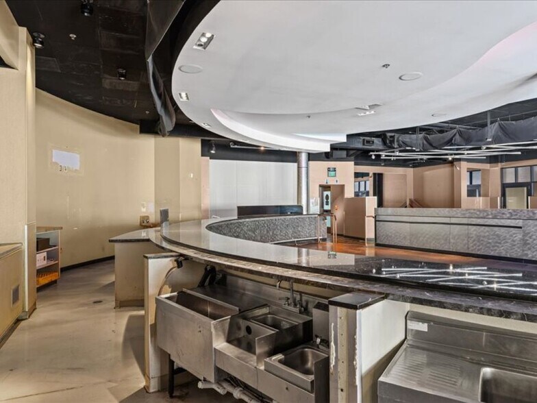 More Photos Of 1 E Main St, Champaign Office Residential For Lease