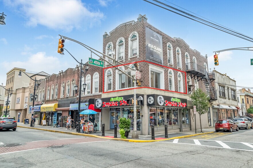 More Photos Of 4419 Bergenline Ave, Union City Storefront Retail Residential For Lease