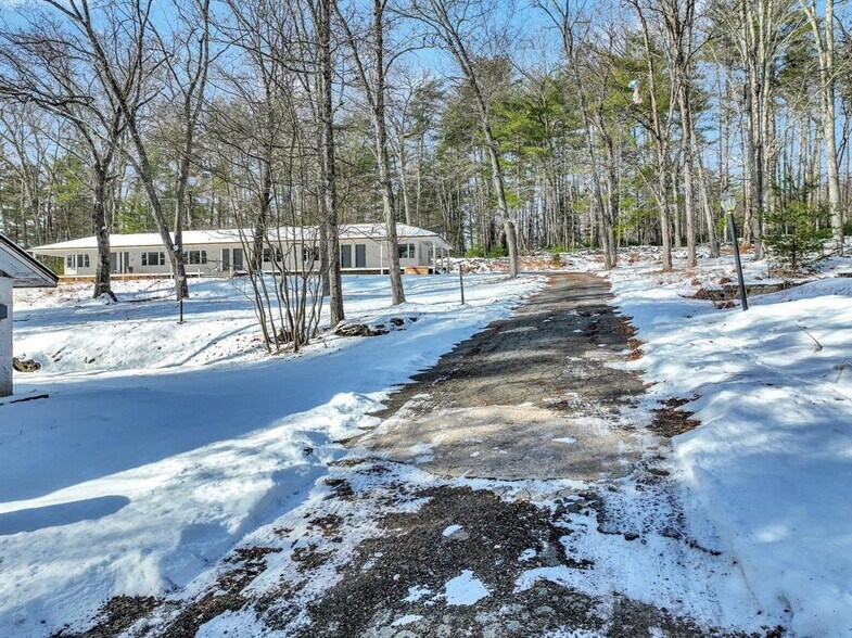 More Photos Of 25 State Route 55, Barryville Hotel For Sale