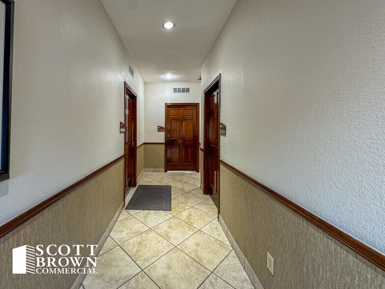 More Photos Of 131 Degan Ave, Lewisville Unknown For Lease