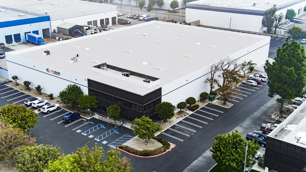 More Photos Of 601 S Dupont Ave, Ontario Warehouse For Sale