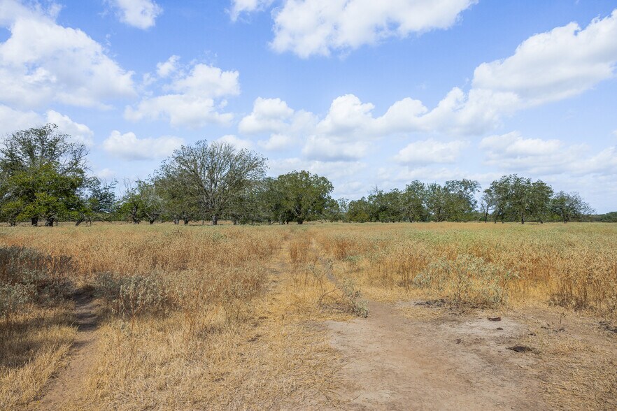 More Photos Of 11915 FM 86, Lockhart Land For Sale