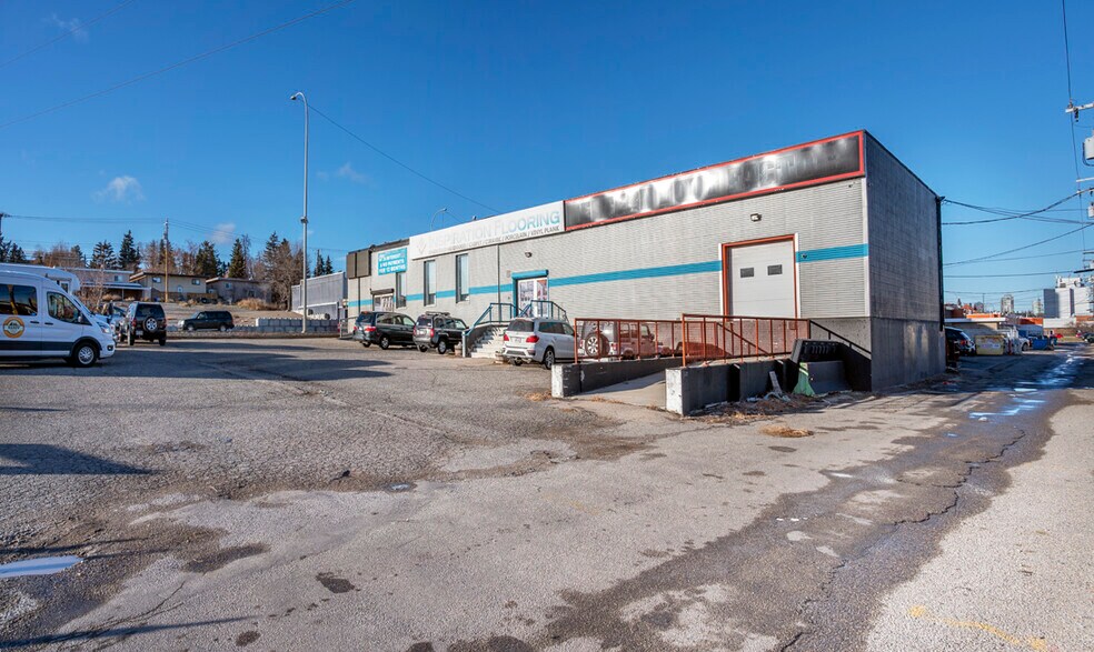 More Photos Of 5008-5010 Macleod Trl SW, Calgary General Retail For Sale