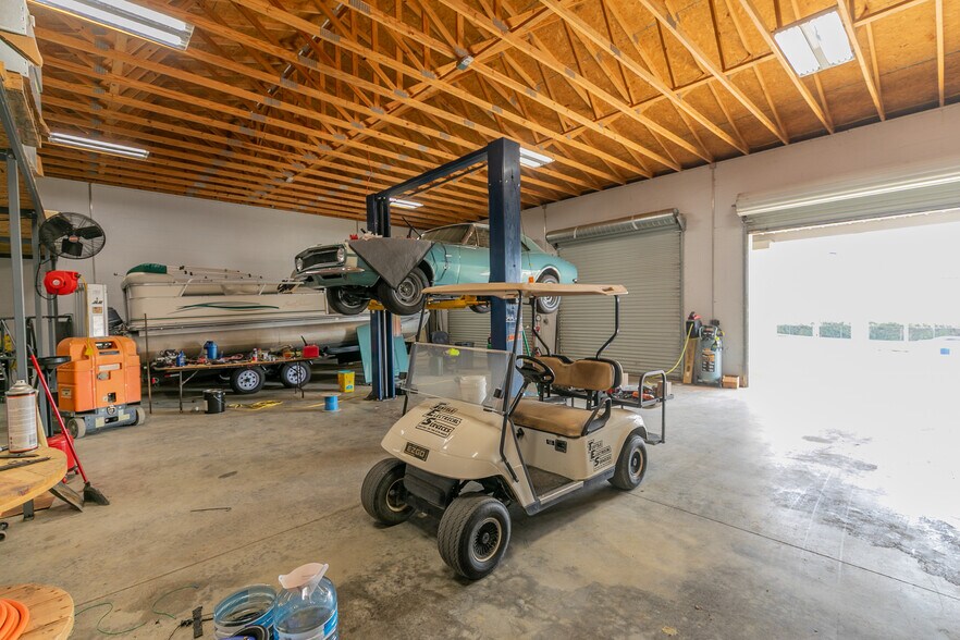 More Photos Of 2065 Cleveland Hwy, Dalton Flex For Sale