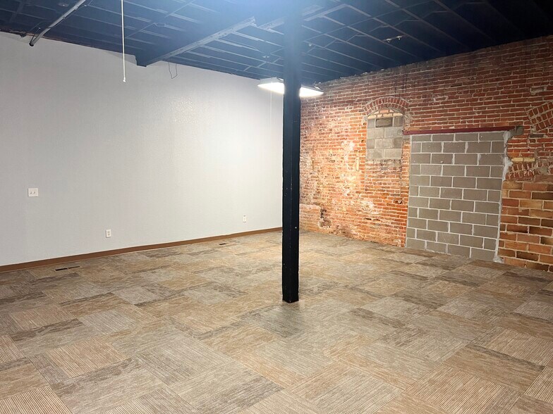 More Photos Of 411 Front St, Brainerd Office For Lease