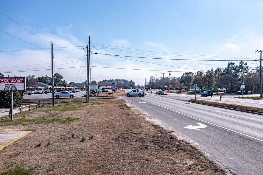 More Photos Of 1843 George Washington Memorial Hwy, Gloucester Point Carwash For Sale