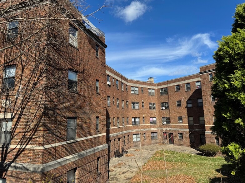 More Photos Of 3336 Brownsville Rd, Pittsburgh Apartments For Sale