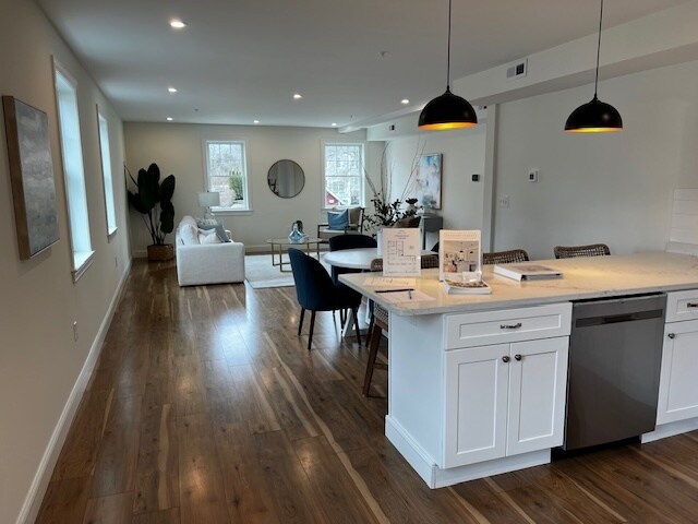 More Photos Of 1 Pleasant St, Cohasset Apartments For Sale