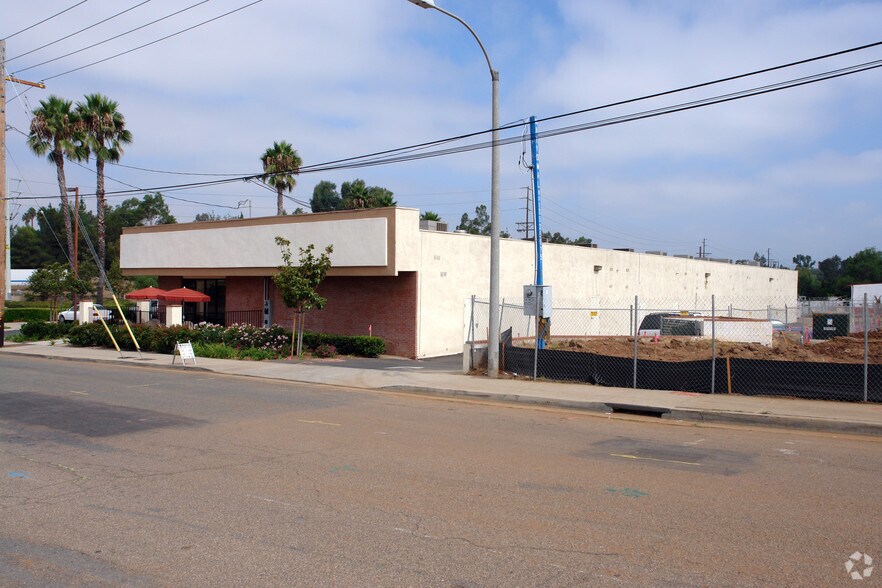 More Photos Of 2250 S Escondido Blvd, Escondido Storefront For Lease