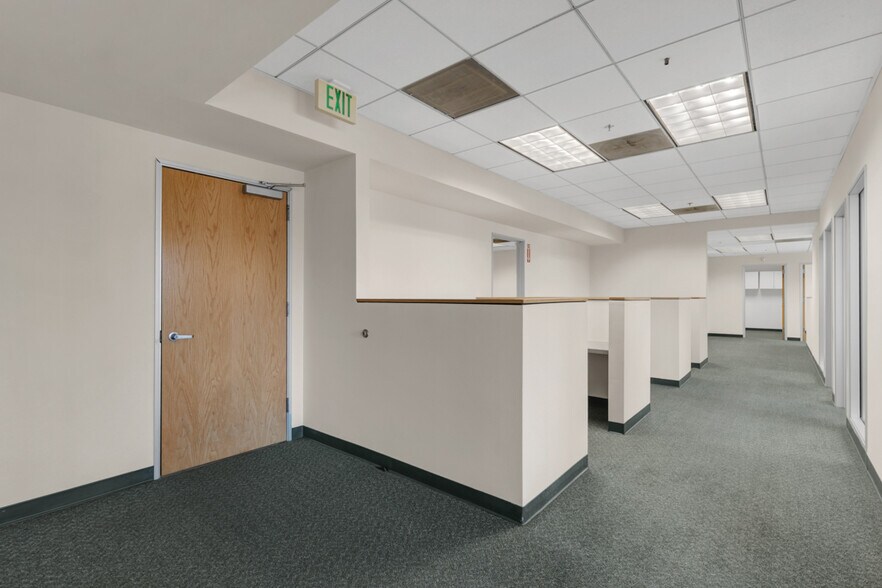 More Photos Of 6445 Sepulveda Blvd, Van Nuys Office For Lease