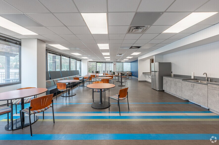 More Photos Of 3150 Holcomb Bridge Rd, Norcross Office For Lease