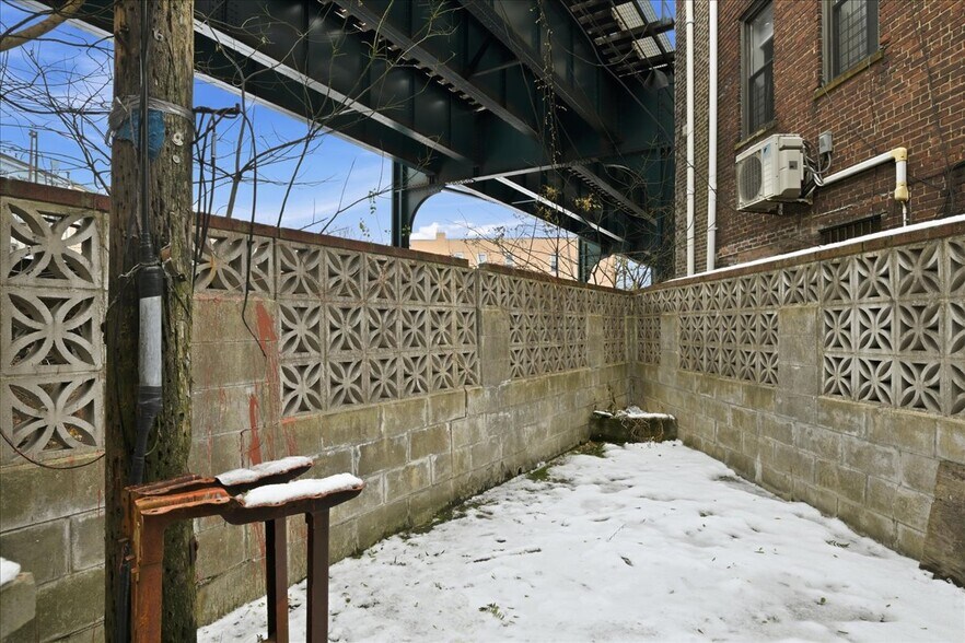 More Photos Of 756 Woodward Ave, Ridgewood Freestanding For Sale