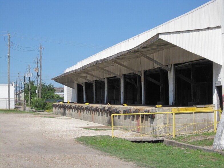 More Photos Of 4906 Broadway St, Galveston Unknown For Lease