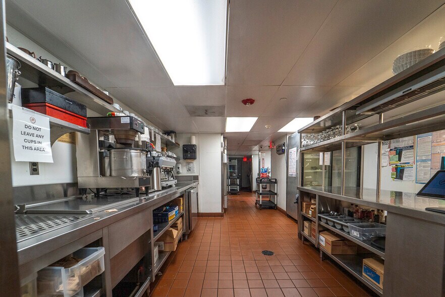 More Photos Of 2455 E Sunrise Blvd, Fort Lauderdale Loft Creative Space For Sale