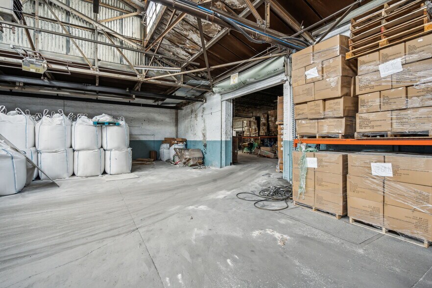 More Photos Of 2901 N 18th St, Philadelphia Warehouse For Sale