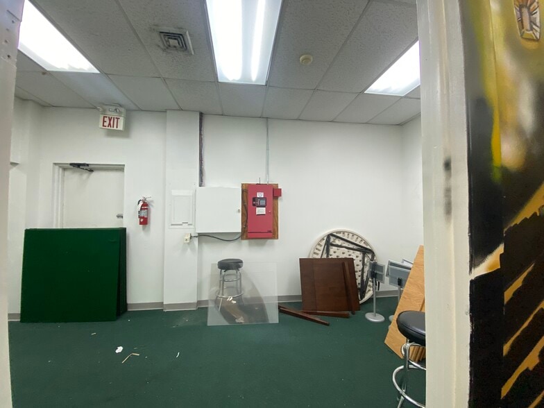 More Photos Of Rte 23 @ Rte 23 & Rte 322, New Holland Unknown For Lease