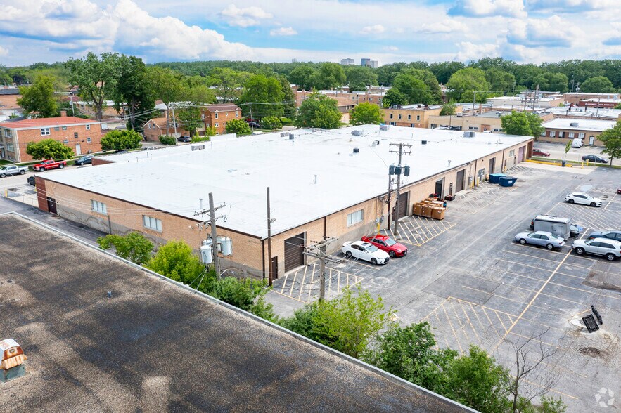 More Photos Of 3401 Madison St, Skokie Warehouse For Sale