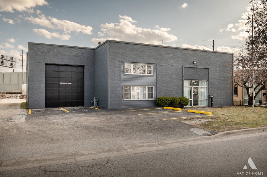 More Photos Of 4135 W 123rd St, Alsip Warehouse For Lease