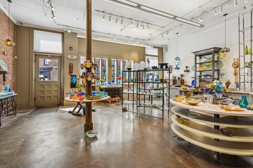 More Photos Of 162 Main St, Beacon Storefront Retail Residential For Sale