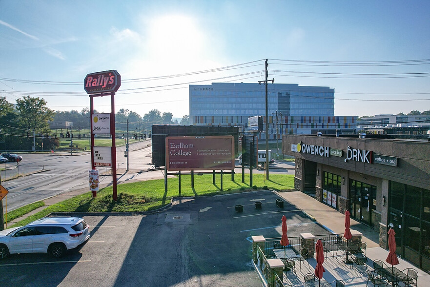 More Photos Of 5229 Madison Rd, Cincinnati Storefront Retail Office For Lease