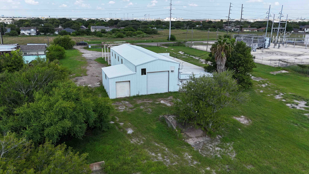 Primary Photo Of 1220 S Navigation Blvd, Corpus Christi Warehouse For Lease