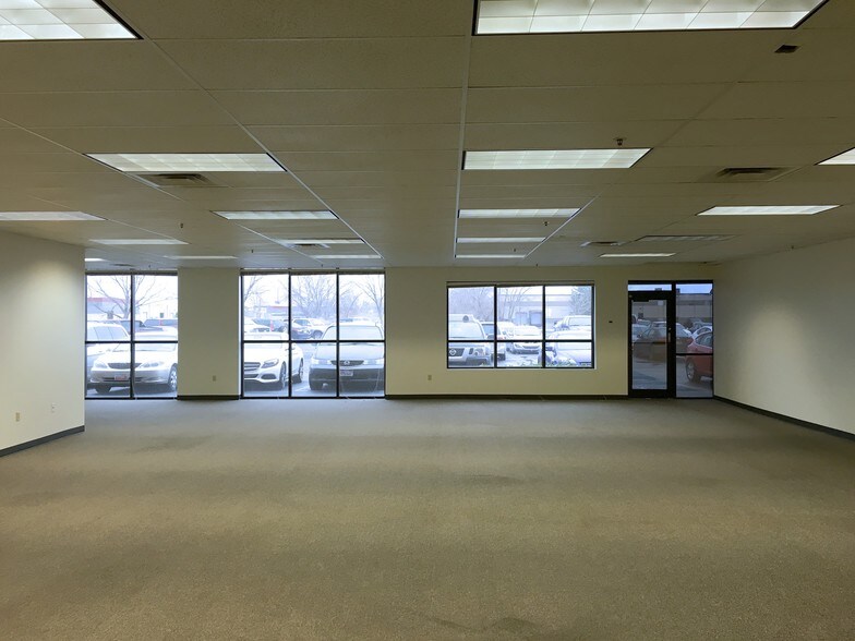 More Photos Of 2369 Orton Cir, Salt Lake City Light Manufacturing For Lease