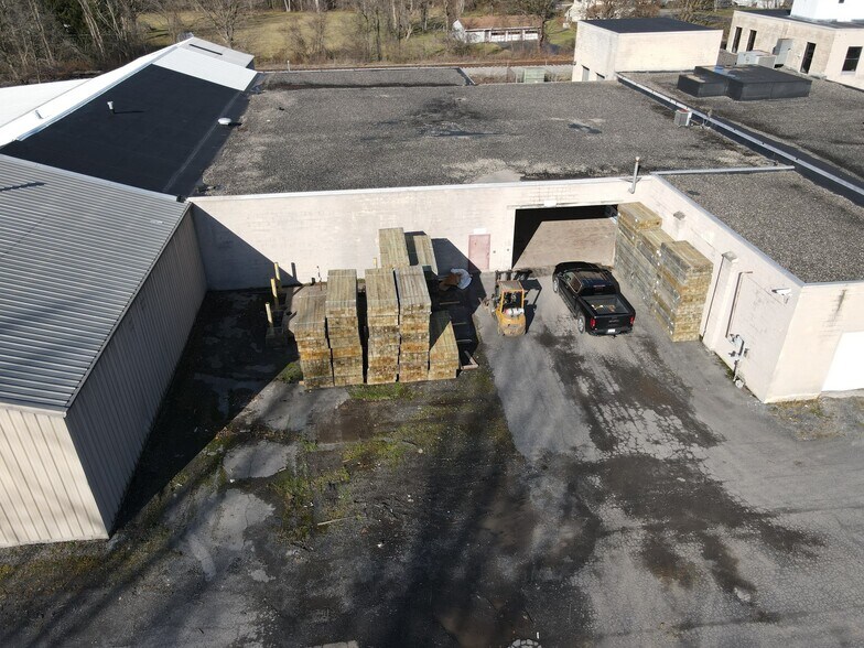 More Photos Of 4939 Jordan Rd, Elbridge Warehouse For Sale