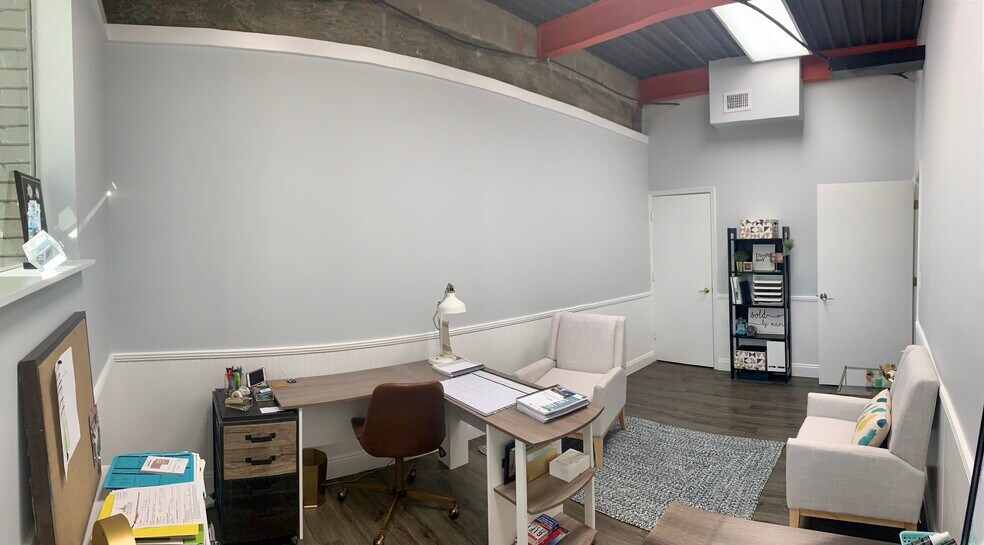 More Photos Of 609 E Jackson St, Tampa Office For Lease