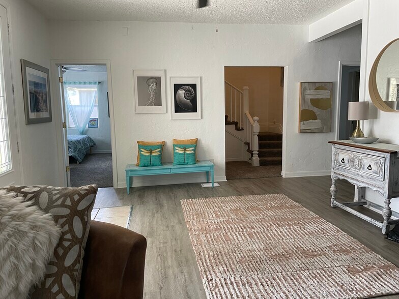 More Photos Of , Saint Petersburg Multifamily For Sale