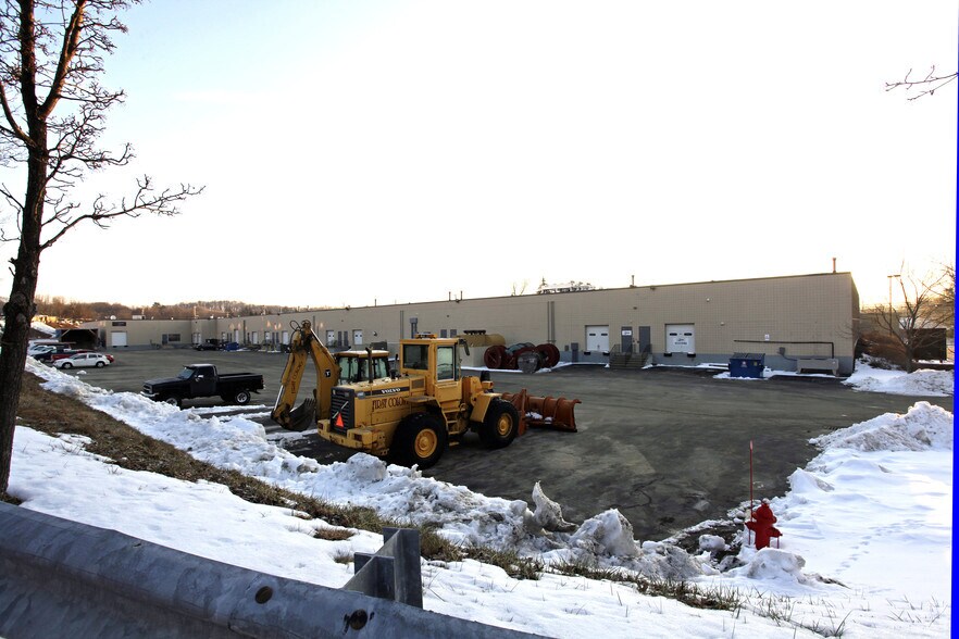 More Photos Of 19 Brigham St, Marlborough Warehouse For Lease