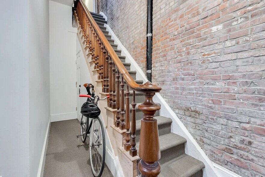 More Photos Of 39 Clifton Pl, Brooklyn Storefront Retail Residential For Sale