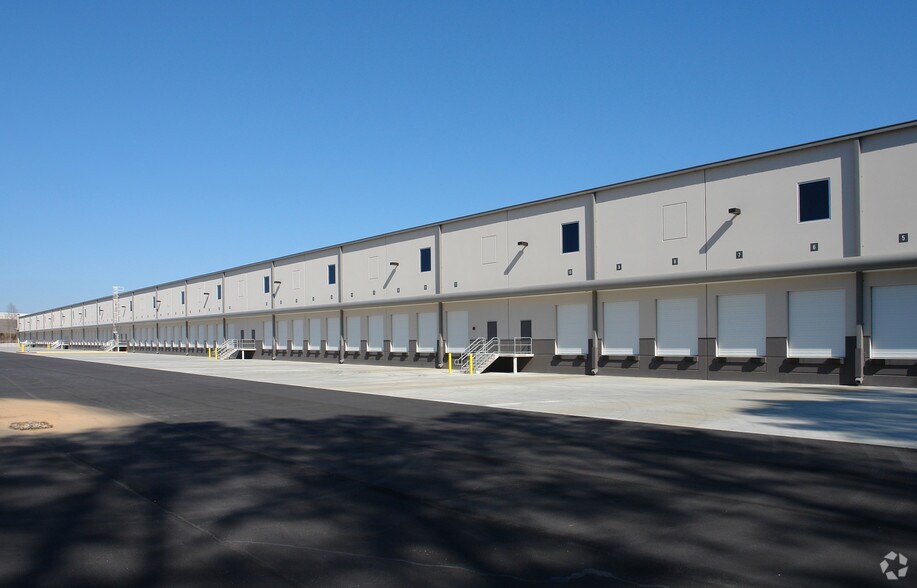 More Photos Of 4125 Welcome All Rd, Atlanta Warehouse For Lease