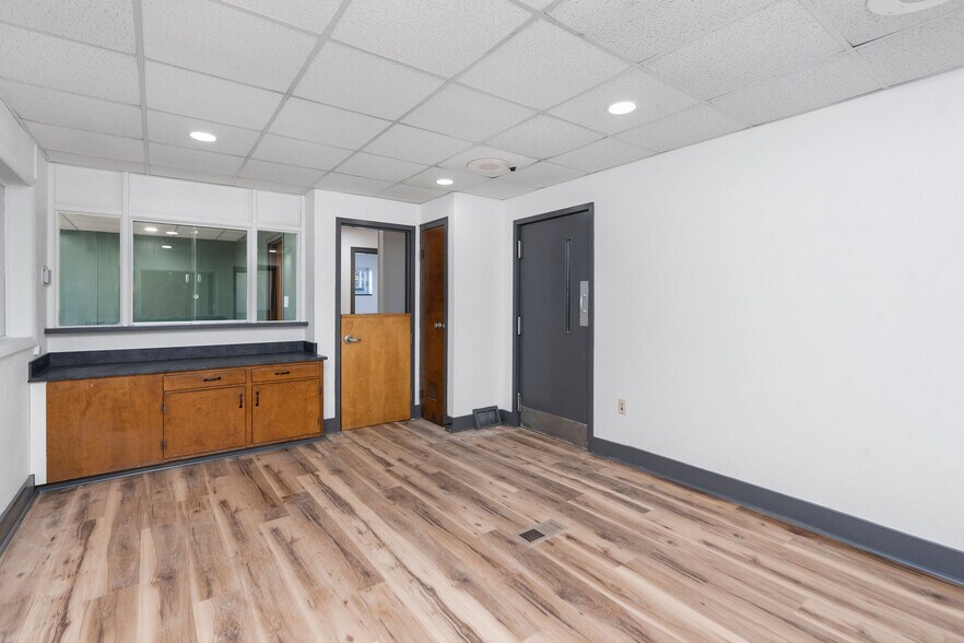 More Photos Of 1305 13th St, Waynesboro Medical For Sale