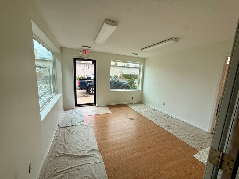 More Photos Of 1438 E Oak St, Fernandina Beach Service For Lease
