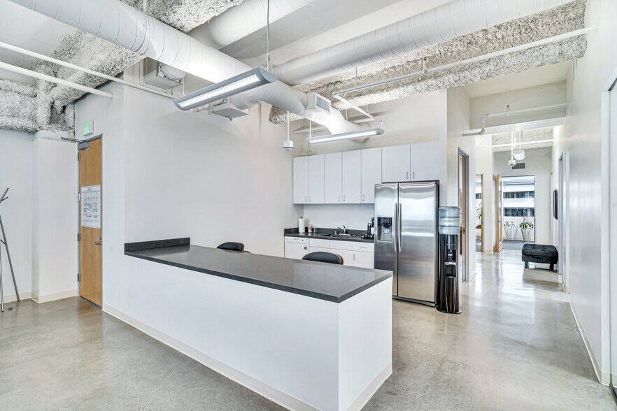 More Photos Of 9255 W Sunset Blvd, West Hollywood Office For Lease