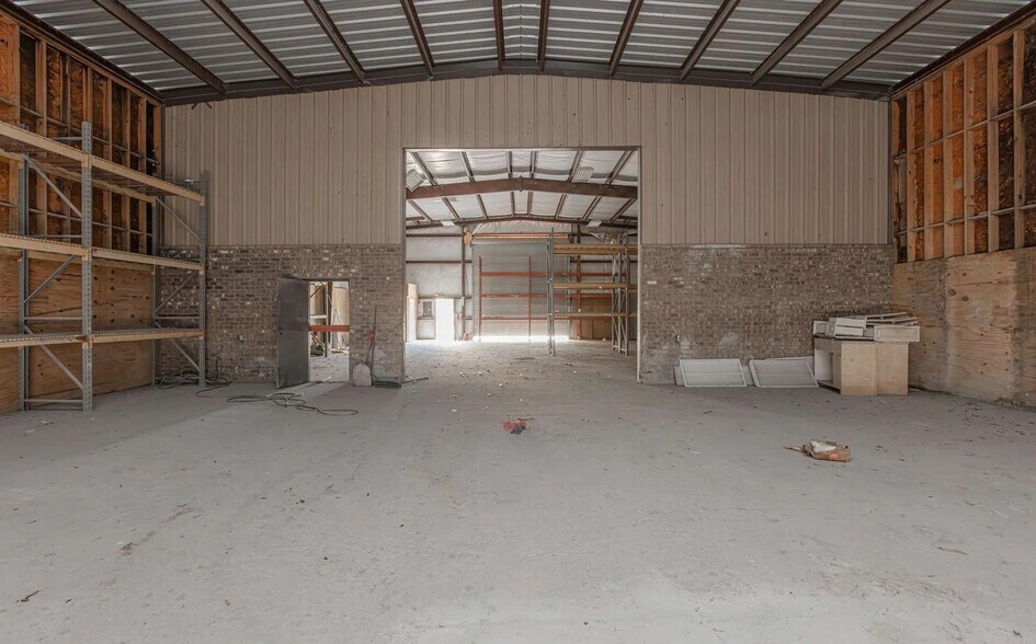 More Photos Of 6159 Highway 25, Brandon Industrial For Sale