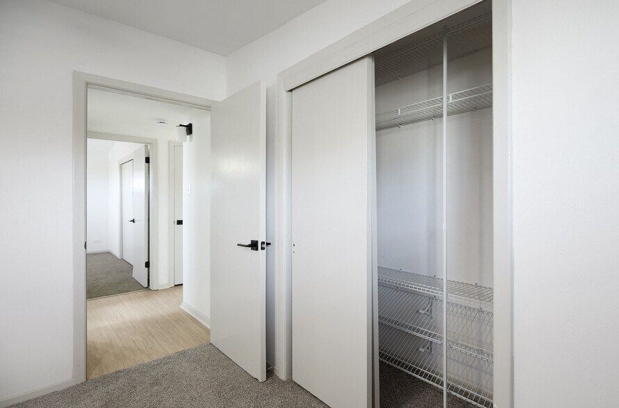 More Photos Of 801 W Prentice Ave, Littleton Apartments For Sale