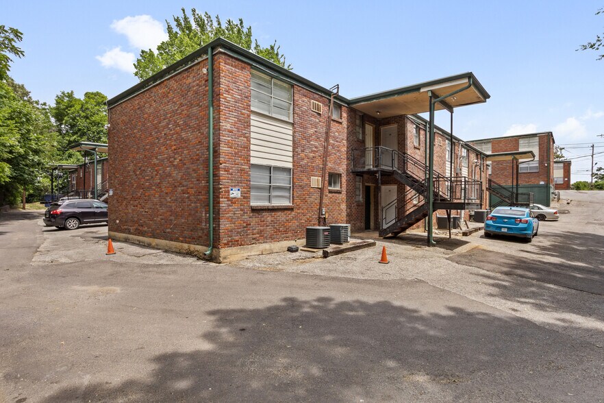More Photos Of 2227 Airways Blvd, Memphis Apartments For Sale